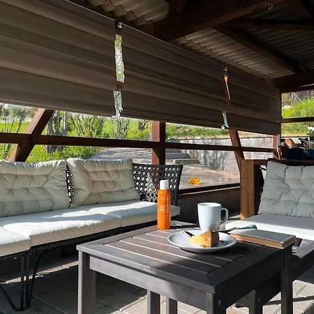 Cozy Mountain Retreat - Jacuzzi, Outdoor Kitchen, Activity Area For Adults & Kids, Veranda & * Frinvillier