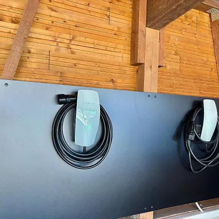 Spacious Family - Train Access, Swim Spa, Veranda, Petanque, Perfect Base (adults Only) *