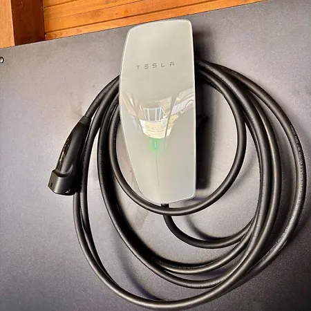 Σπίτι διακοπών Spacious Family - Train Access, Swim Spa, Veranda, Petanque, Perfect Base (adults Only)