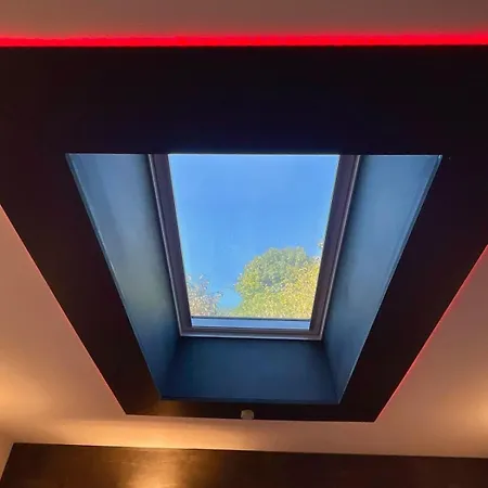 Spacious Family - Train Access, Swim Spa, Veranda, Petanque, Perfect Base (adults Only) Σπίτι διακοπών *