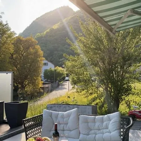 Holiday home With Heated Swim Spa, 3br, Free Parking, Easy Access - Close To Biel & Bern (adults Only)