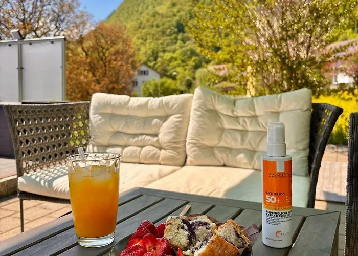 בית נופש Cozy Swiss Heated Swim Mountain Views Near Bern - Perfect Vacation Base (adults Only) Frinvillier